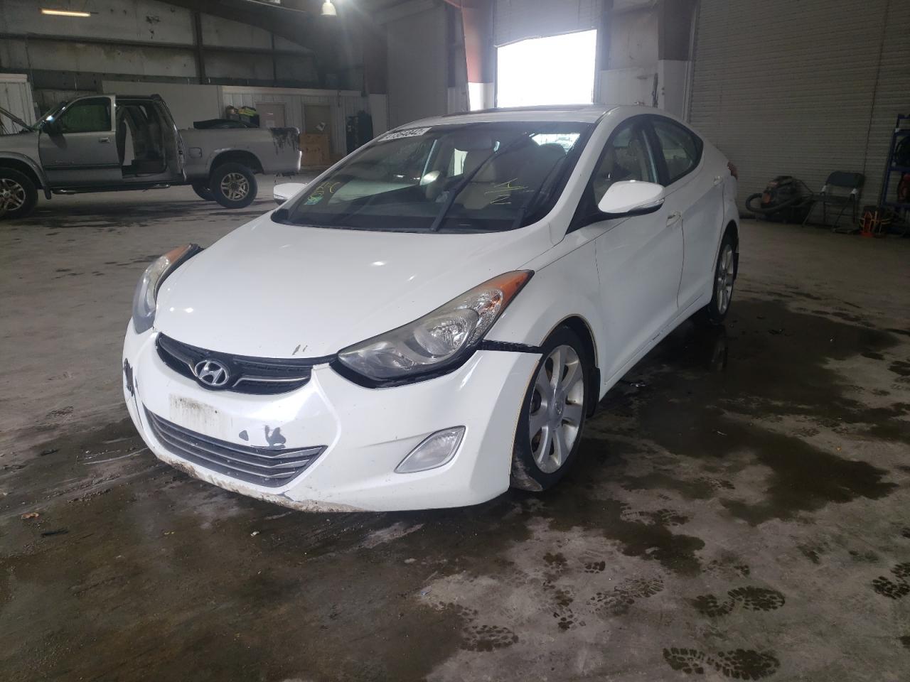 Photo 12 from auction – 2013 HYUNDAI ELANTRA with VIN 5NPDH4AE0DH320701