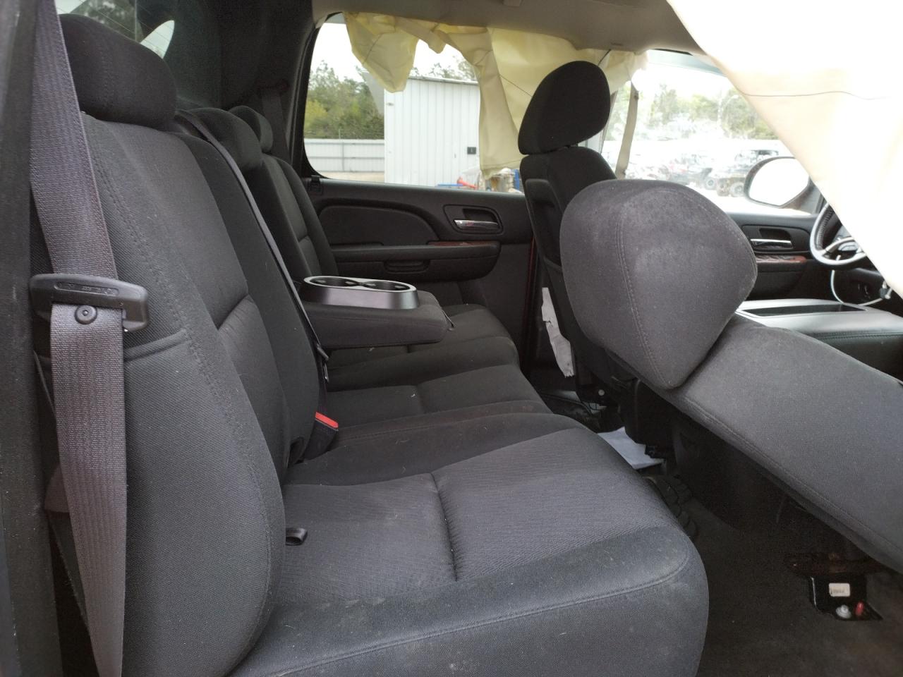 Photo 6 from auction – 2011 CHEVROLET AVALANCHE with VIN 3GNMCEE01BG371608