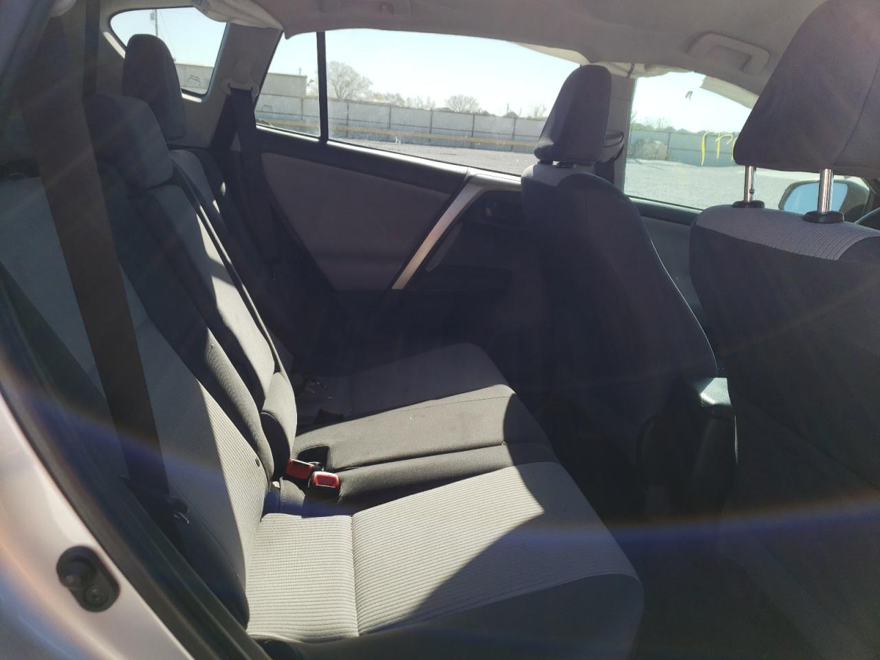 Photo 6 from auction – 2014 TOYOTA RAV4 LE with VIN 2T3ZFREV8EW114488