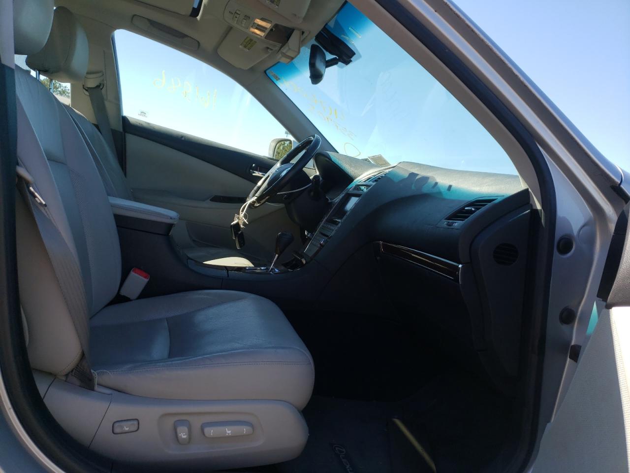 Photo 5 from auction – 2010 LEXUS ES 350 with VIN JTHBK1EG5A2357905