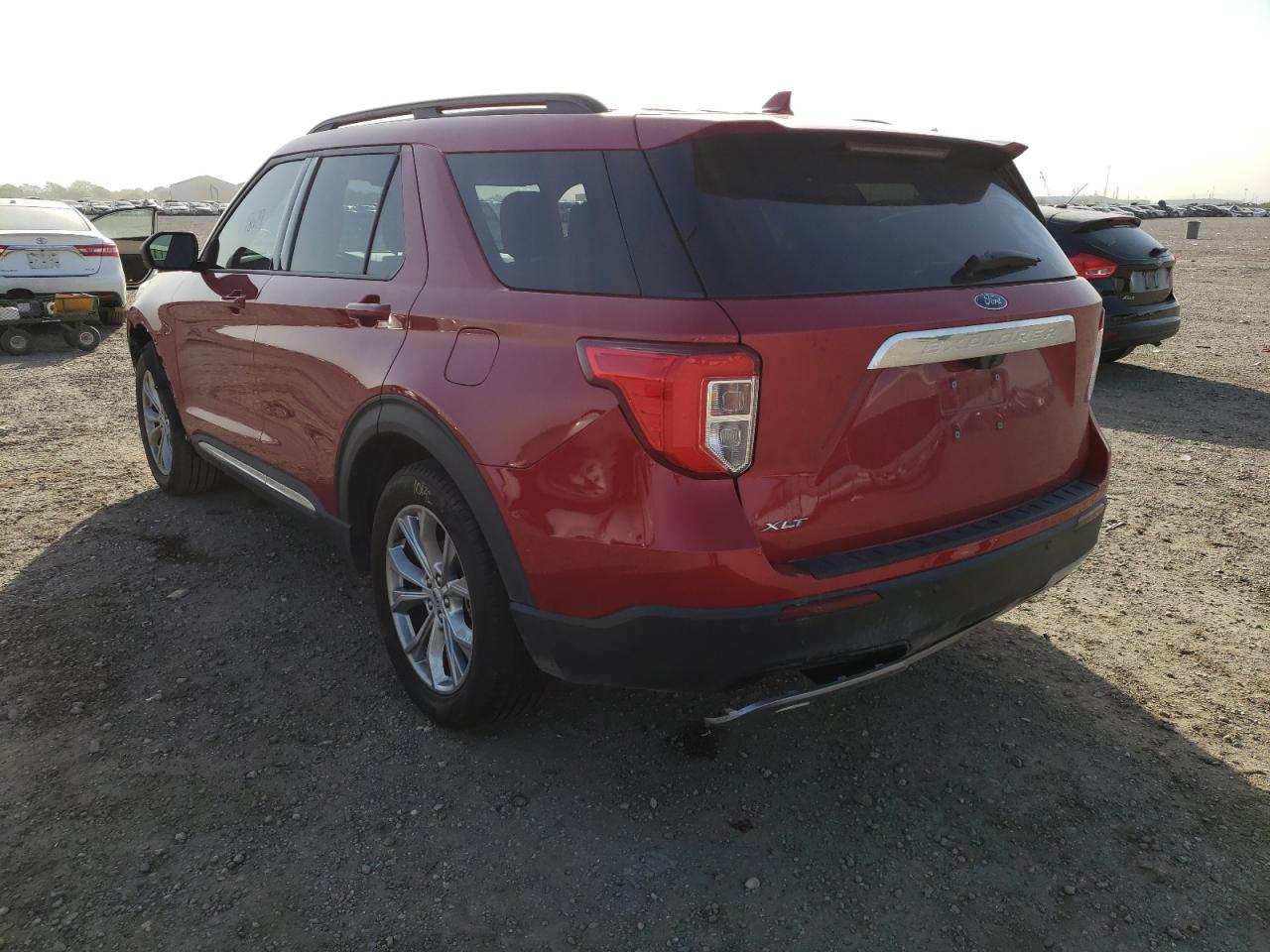 Photo 3 from auction – 2020 FORD EXPLORER X with VIN 1FMSK7DHXLGD15567