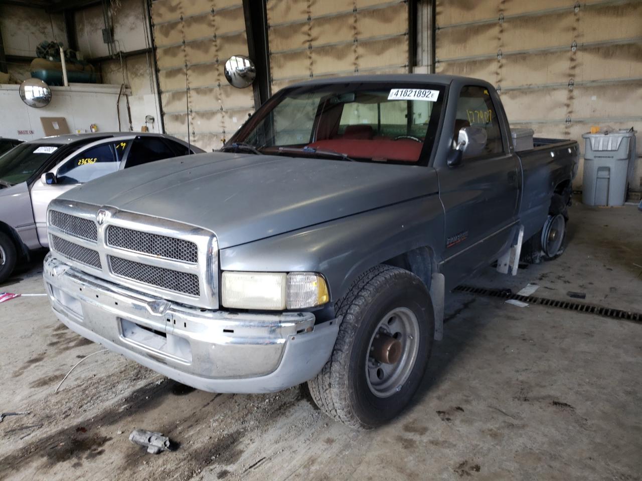 Photo 2 from auction – 1995 DODGE RAM 2500 with VIN 1B7KC26CXSS254674