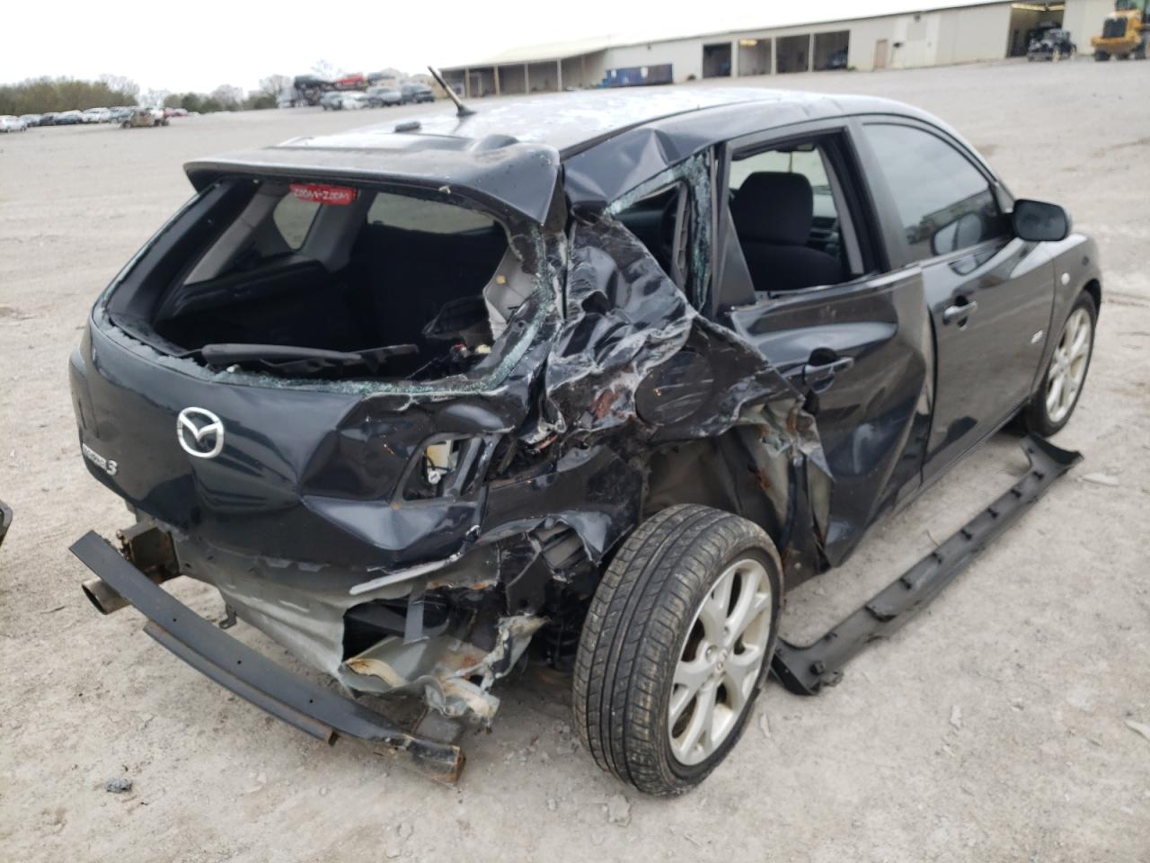 Photo 4 from auction – 2006 MAZDA 3 HATCHBAC with VIN JM1BK343261480344