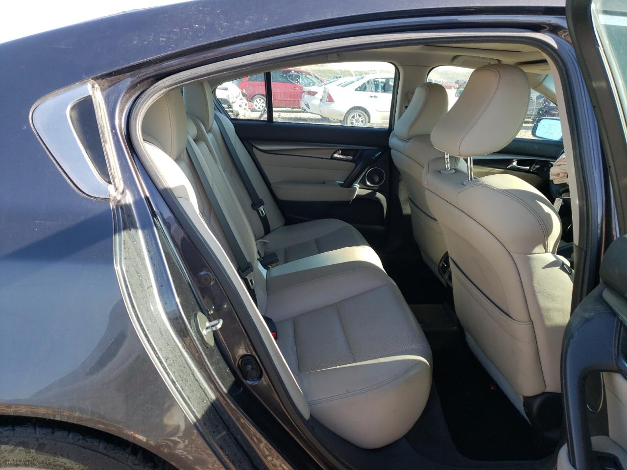 Photo 6 from auction – 2012 ACURA TL with VIN 19UUA9F50CA004118