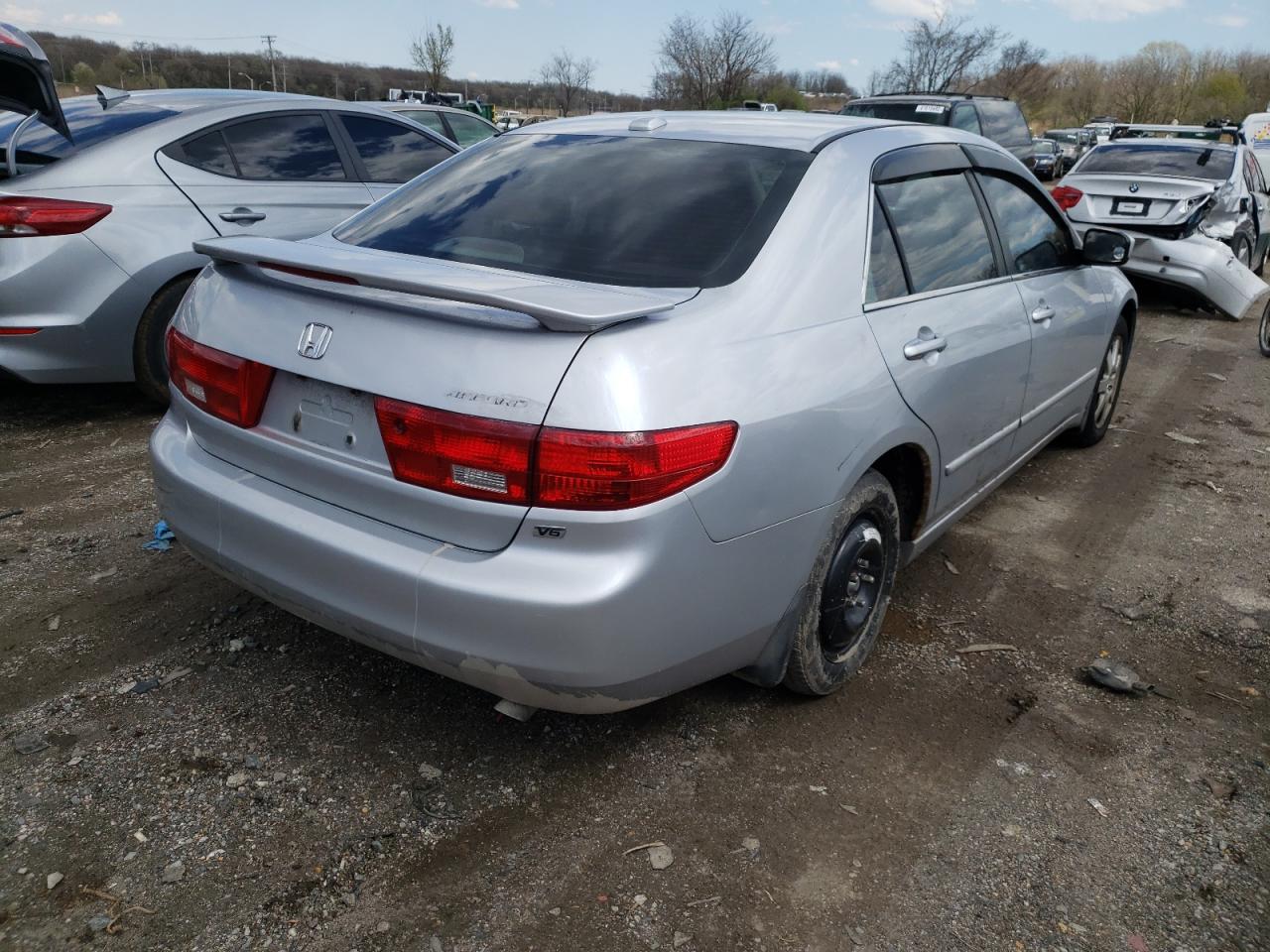 Photo 4 from auction – 2005 HONDA ACCORD EX with VIN 1HGCM66535A033097