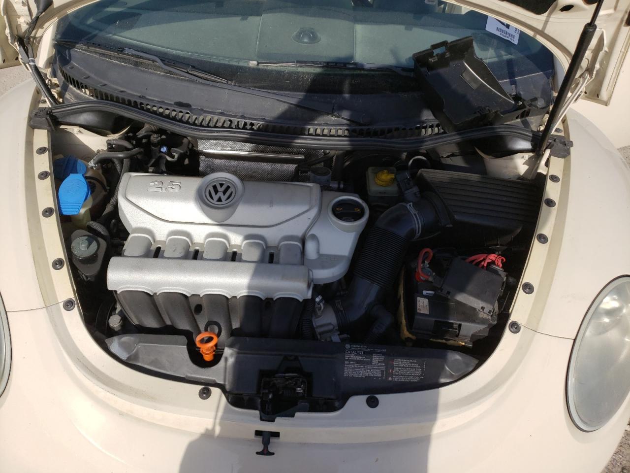 Photo 7 from auction – 2008 VOLKSWAGEN NEW BEETLE with VIN 3VWPF31Y58M409359