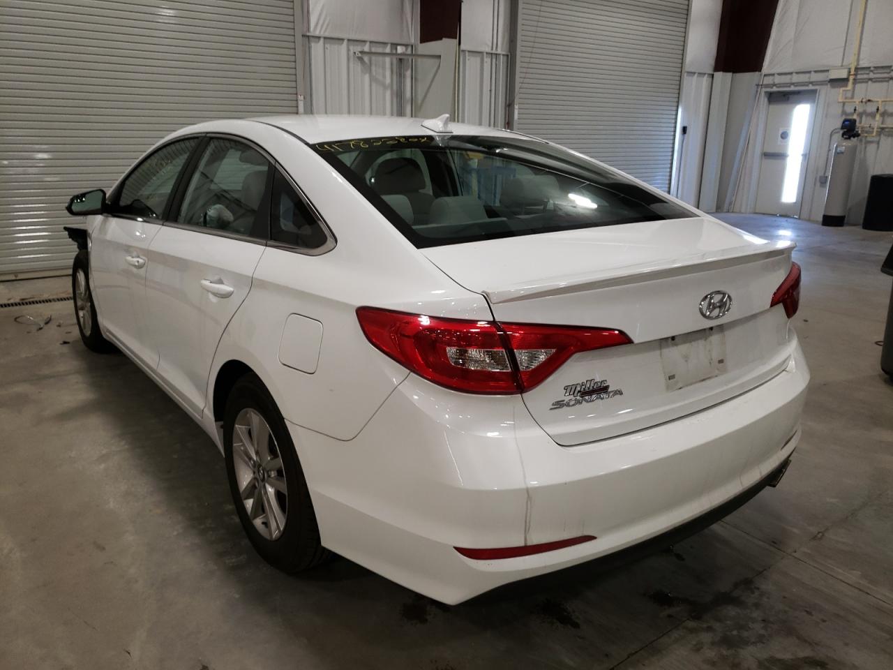 Photo 3 from auction – 2016 HYUNDAI SONATA SE with VIN 5NPE24AF1GH353726