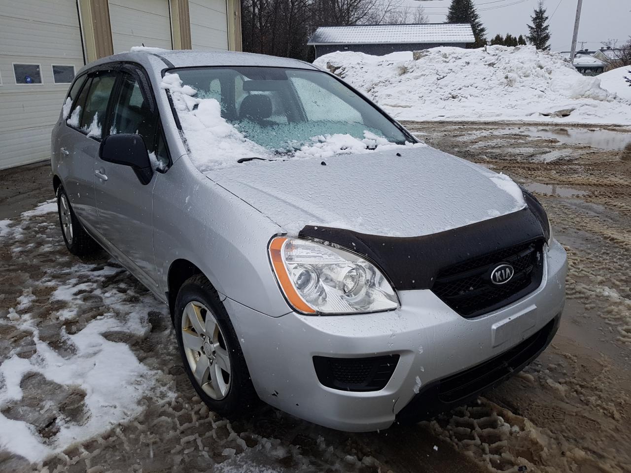 KIA RONDO BASE 2009 مع رقم تعريف المركبة KNAFG528897236192 - صورة من المزاد