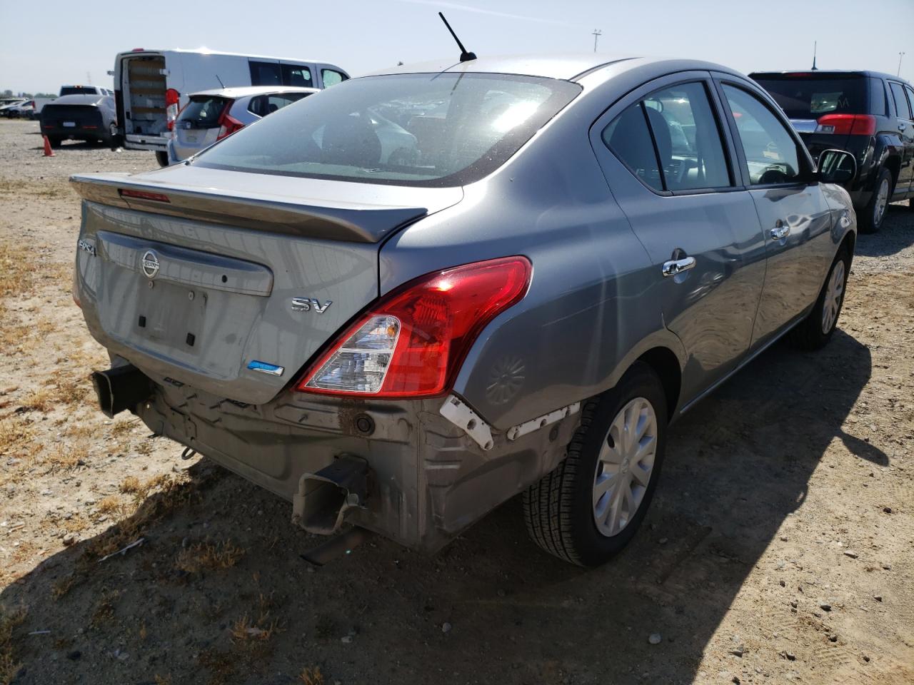 Photo 4 from auction – 2014 NISSAN VERSA S with VIN 3N1CN7AP2EL820063