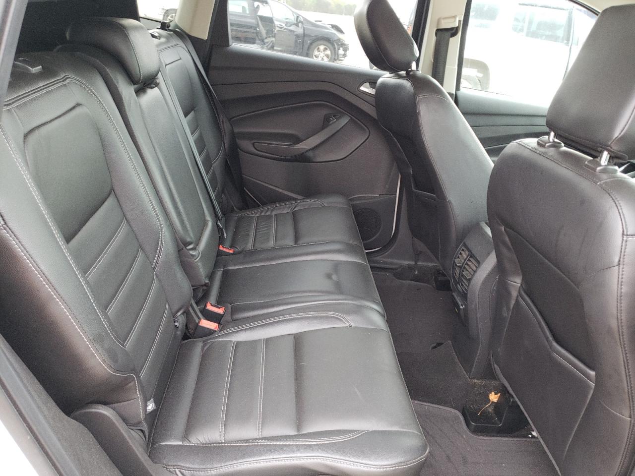 Photo 6 from auction – 2018 FORD ESCAPE TIT with VIN 1FMCU9J99JUA42840