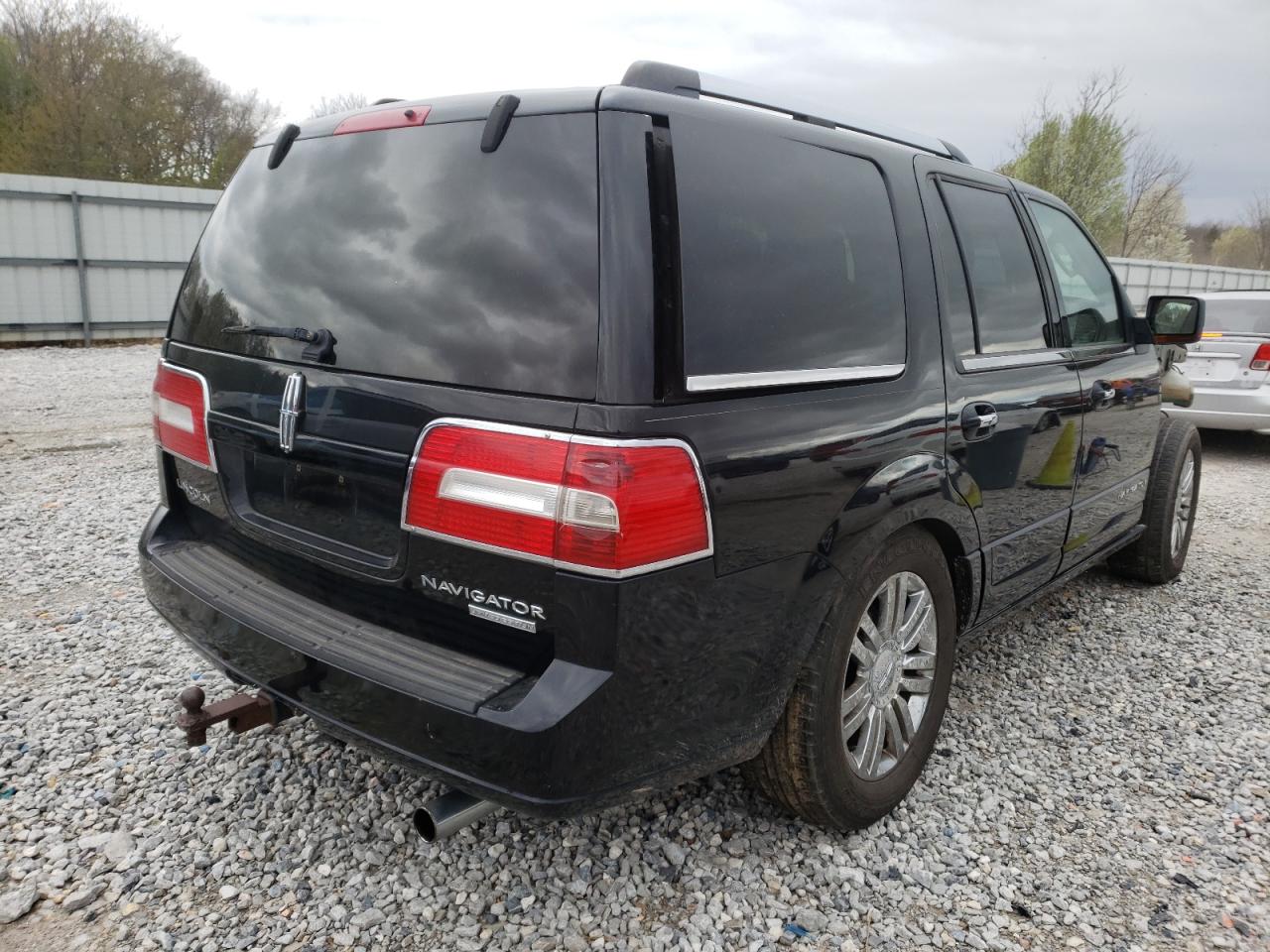 Photo 4 from auction – 2008 LINCOLN NAVIGATOR with VIN 5LMFU27518LJ05516