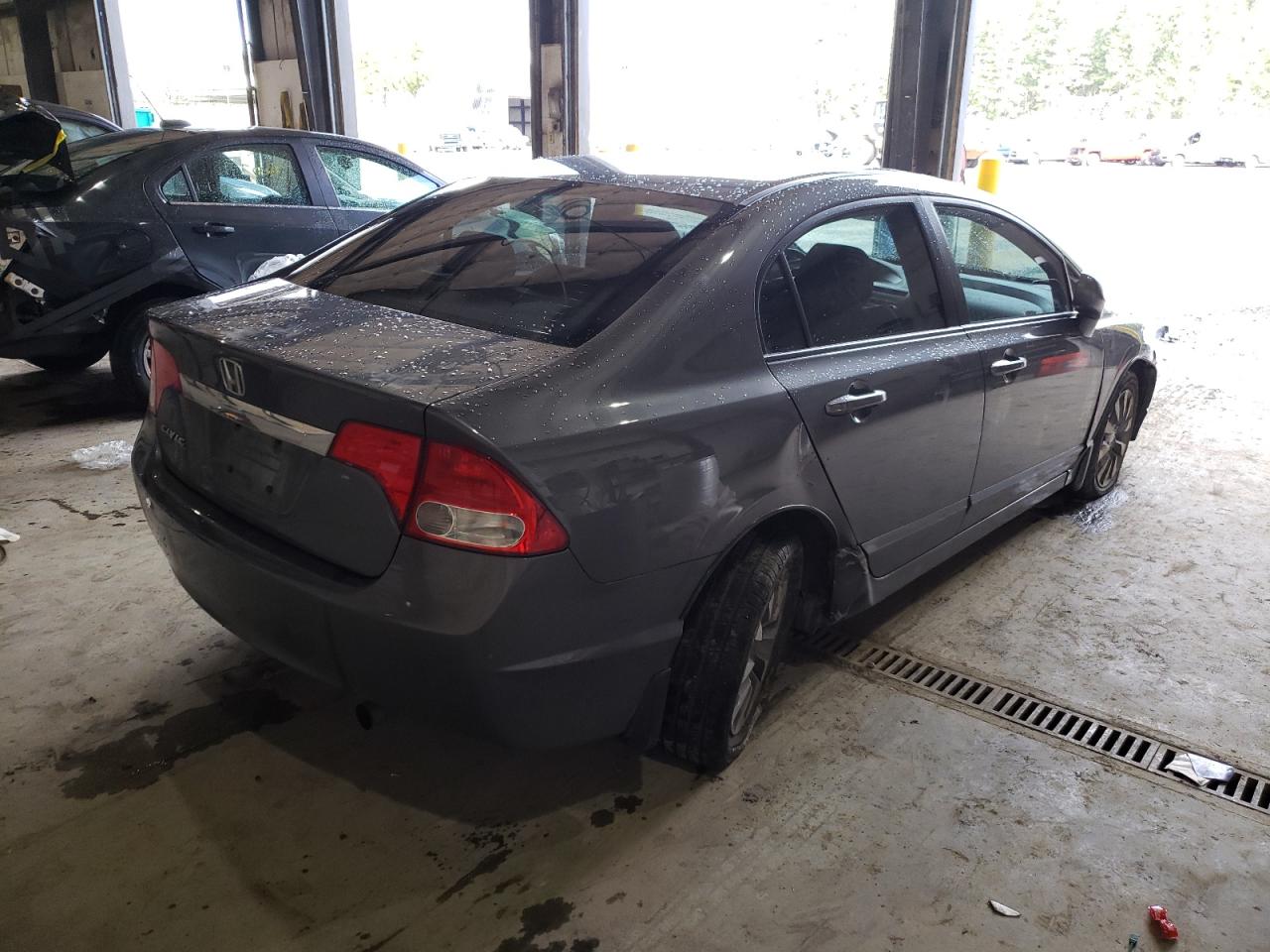 Photo 4 from auction – 2009 HONDA CIVIC EX with VIN 19XFA16899E004255