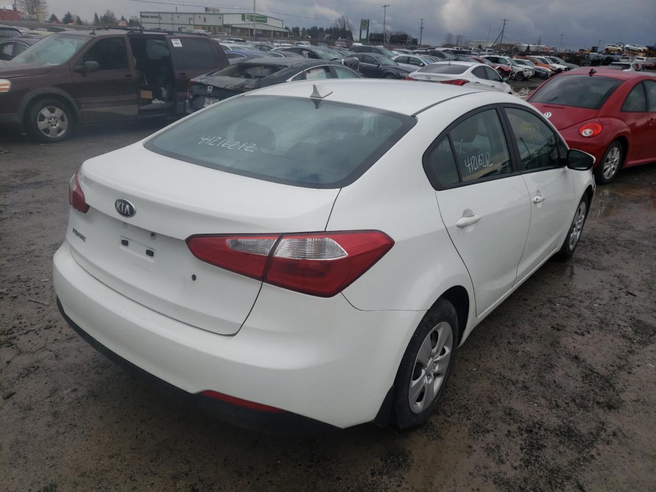 Photo 4 from auction – 2015 KIA FORTE LX with VIN KNAFK4A64F5431741