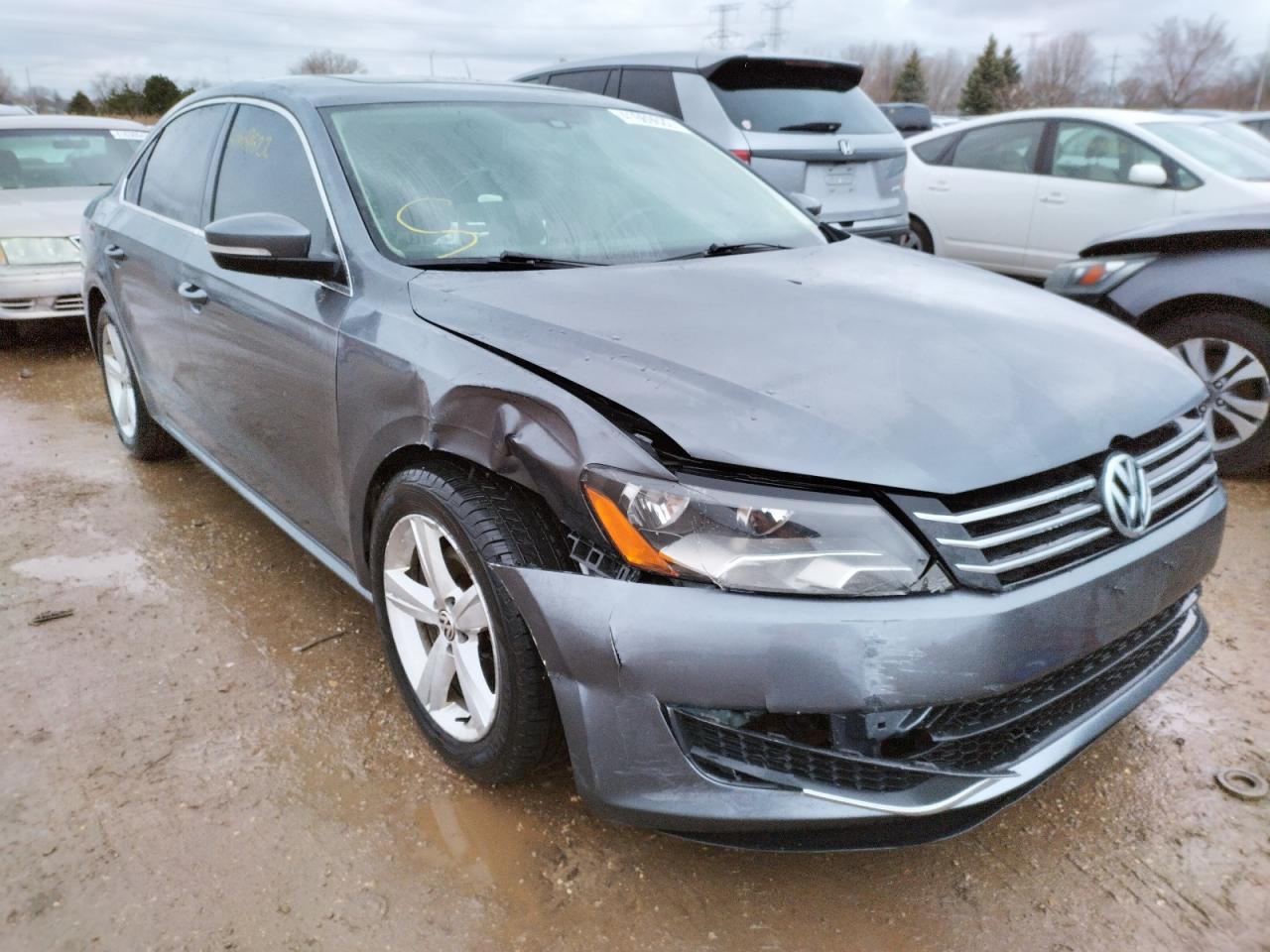 VOLKSWAGEN PASSAT SE 2014 with VIN 1VWBP7A31EC014689 - Photo from auction