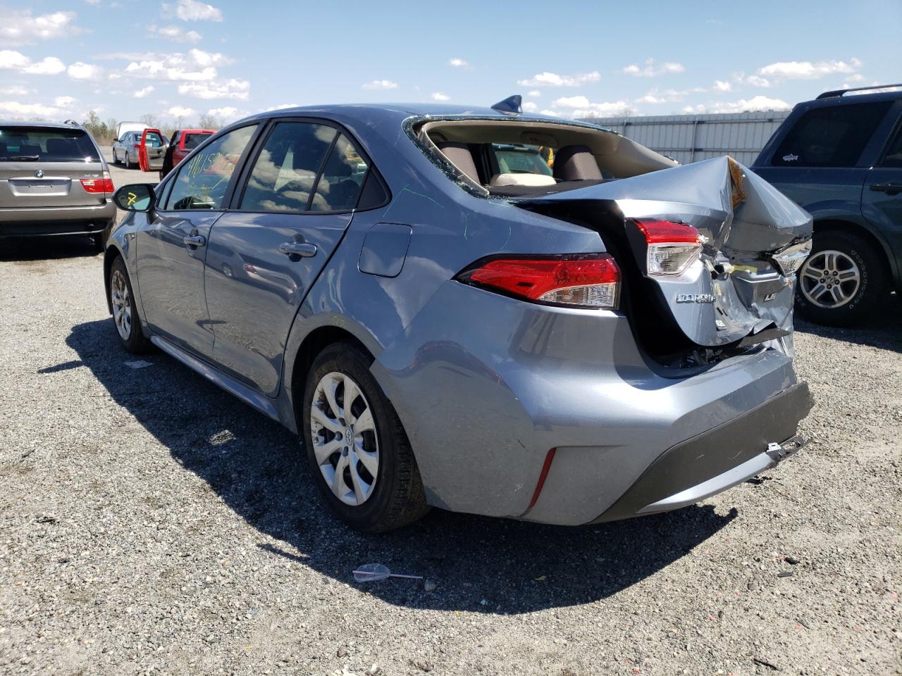 Photo 3 from auction – 2022 TOYOTA COROLLA LE with VIN JTDEPMAE3NJ208104