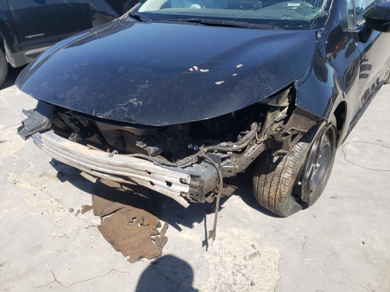 Photo 9 from auction – 2021 TOYOTA COROLLA LE with VIN 5YFEPMAE4MP232776
