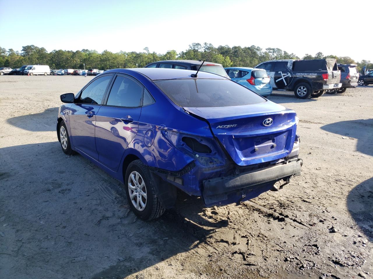 Photo 3 from auction – 2014 HYUNDAI ACCENT GLS with VIN KMHCT4AE8EU691277