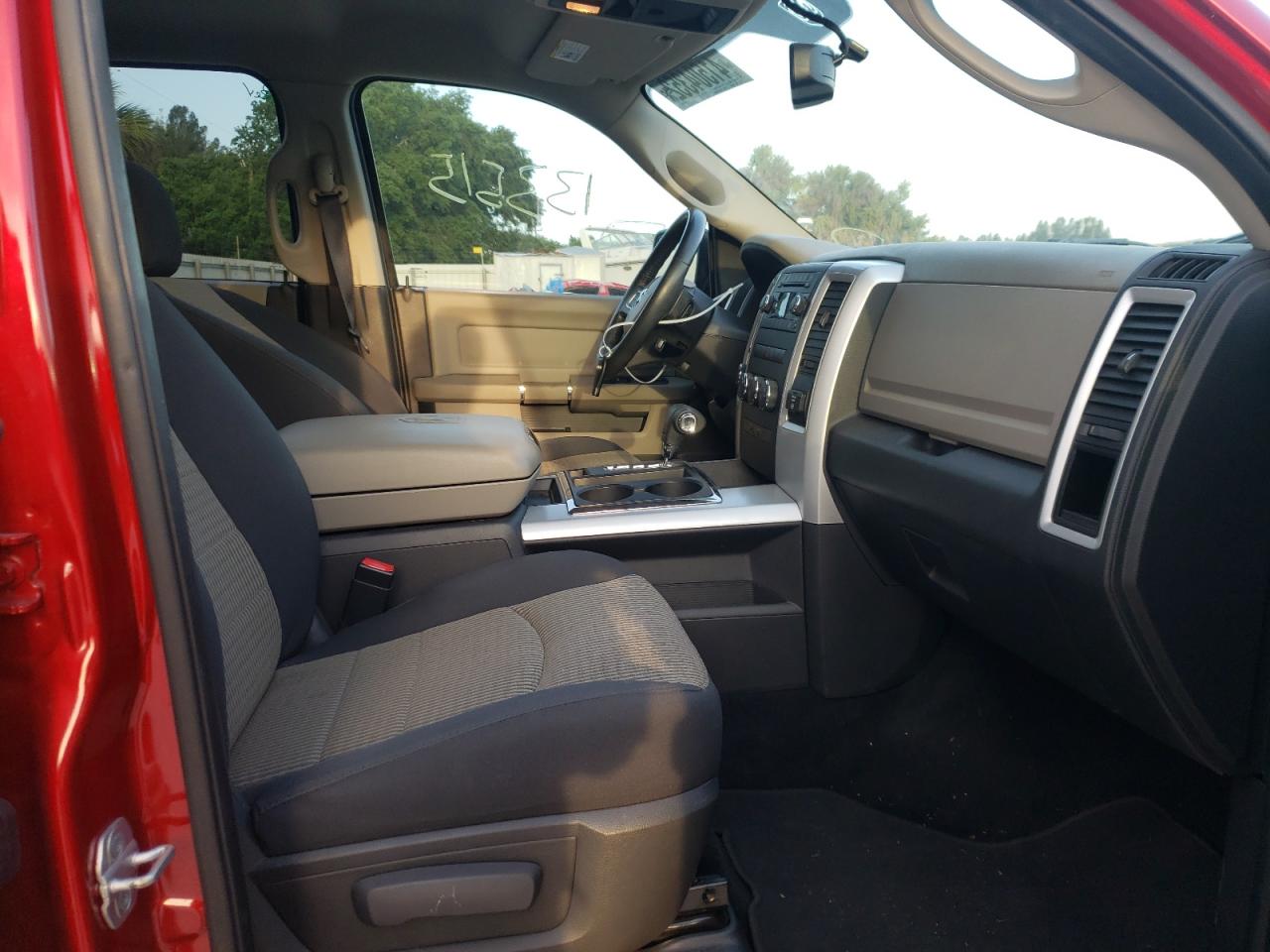 Zdjęcie 5 z aukcji – 2010 DODGE RAM 1500 z VIN 1D7RV1CT4AS211427