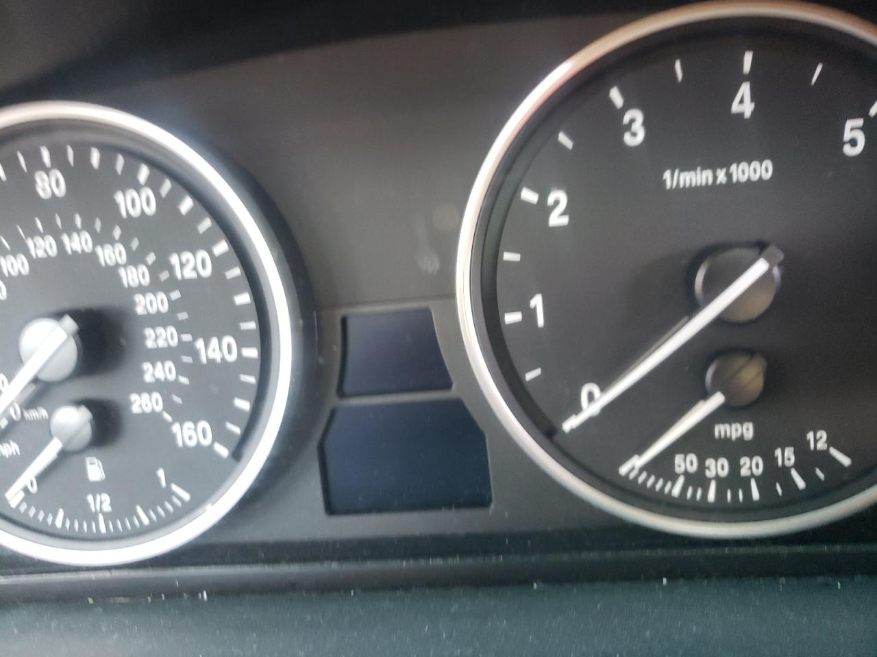 Photo 8 from auction – 2009 BMW 528 XI with VIN WBANV13599C155188
