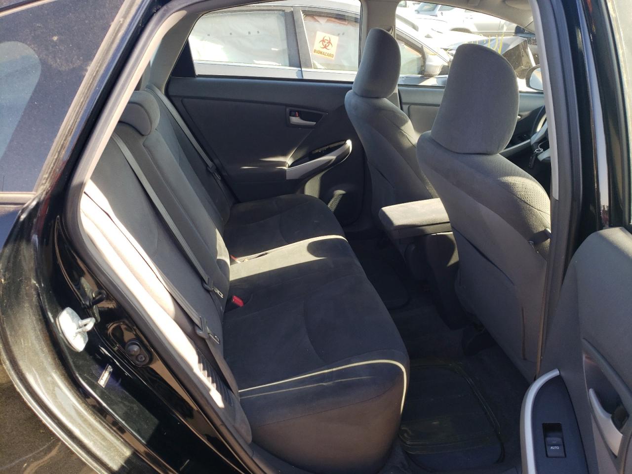 Photo 6 from auction – 2011 TOYOTA PRIUS with VIN JTDKN3DU4B5343778