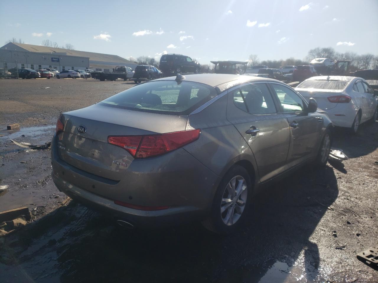 Photo 4 from auction – 2013 KIA OPTIMA EX with VIN 5XXGN4A78DG147237
