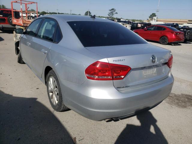 Photo 3 from auction – 2015 VOLKSWAGEN PASSAT S with VIN 1VWAT7A38FC045916