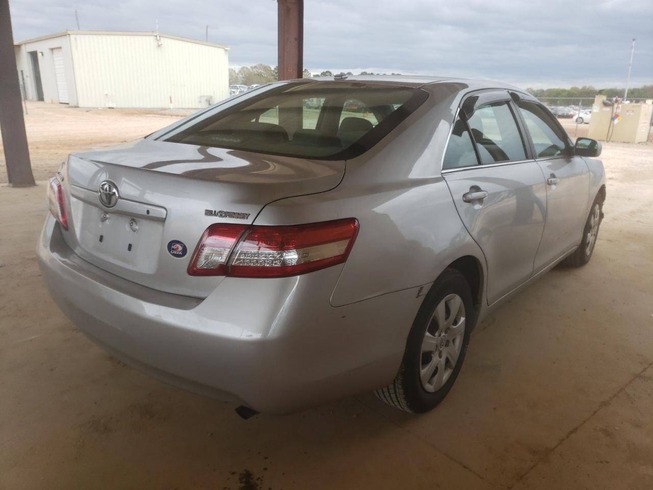 Photo 4 from auction – 2011 TOYOTA CAMRY BASE with VIN 4T1BF3EK8BU129632
