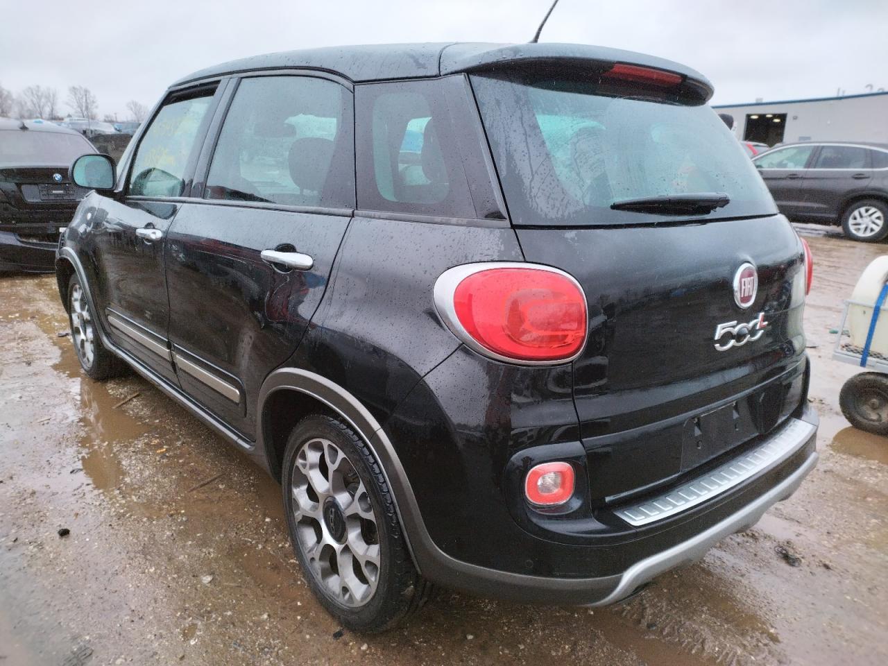 Photo 3 from auction – 2014 FIAT 500L TREKK with VIN ZFBCFADH3EZ008259