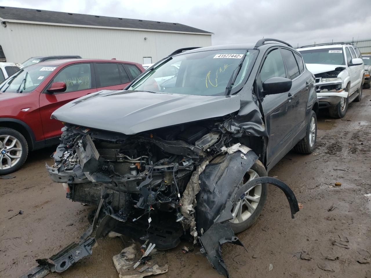 Photo 2 from auction – 2017 FORD ESCAPE SE with VIN 1FMCU9GD0HUD27402
