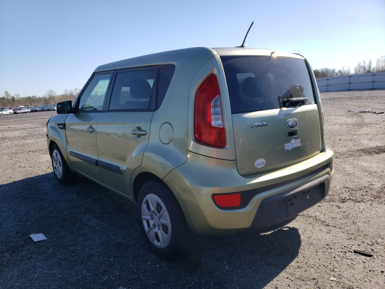 Photo 3 from auction – 2012 KIA SOUL with VIN KNDJT2A55C7398027