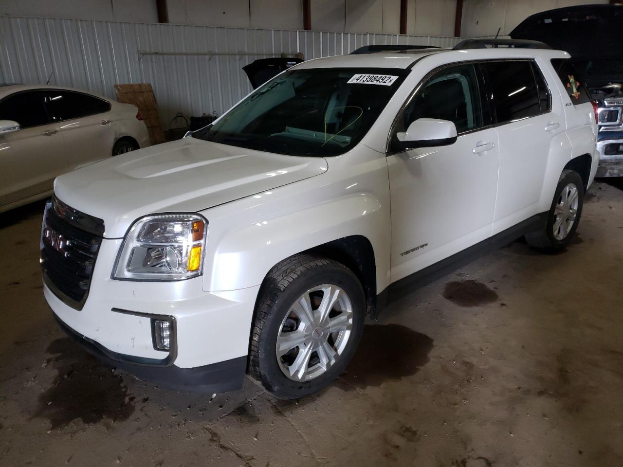 Photo 2 from auction – 2017 GMC TERRAIN SL with VIN 2GKALNEK0H6339819