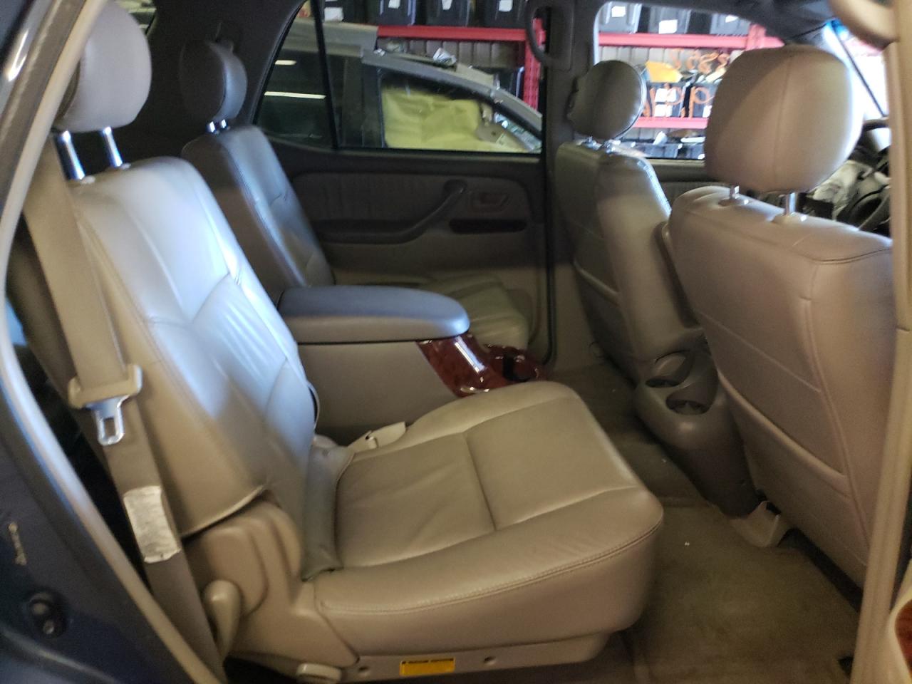 Photo 6 from auction – 2007 TOYOTA SEQUOIA LI with VIN 5TDBT48A77S285968