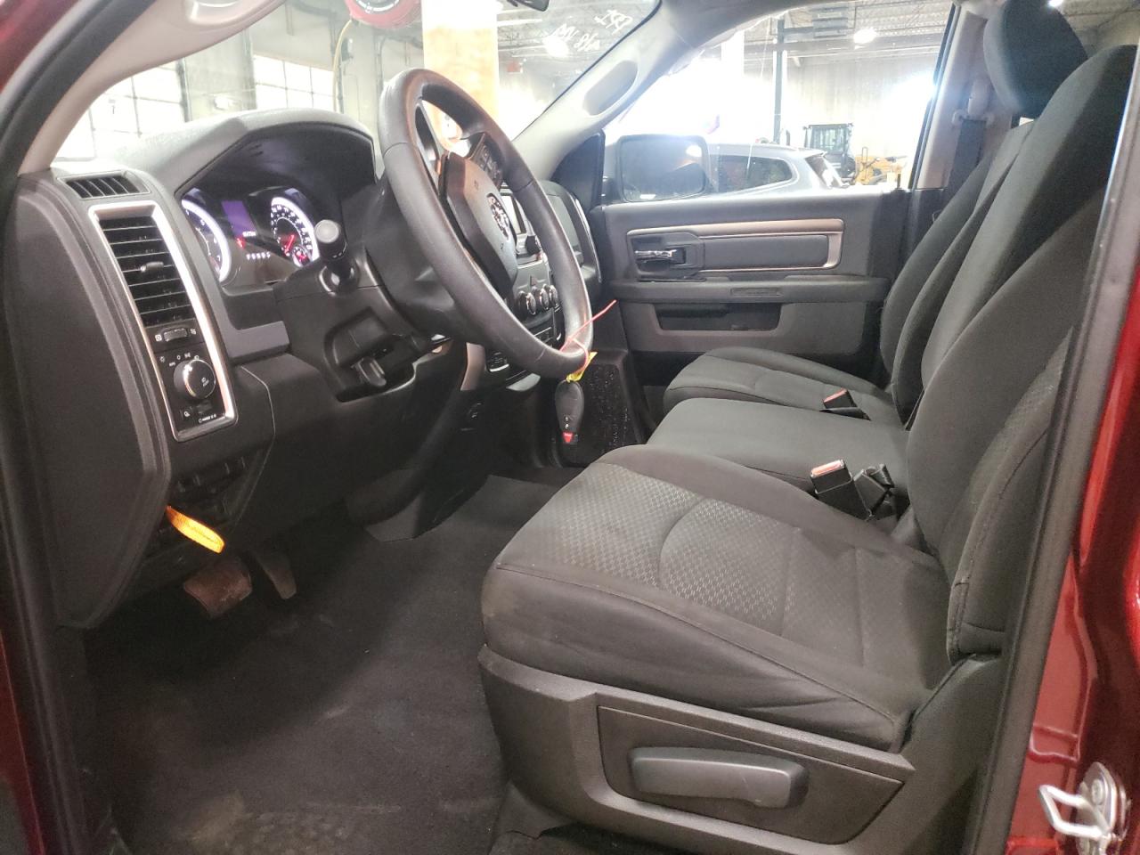 Photo 5 from auction – 2019 RAM 1500 CLASS with VIN 1C6RR7GG1KS670616