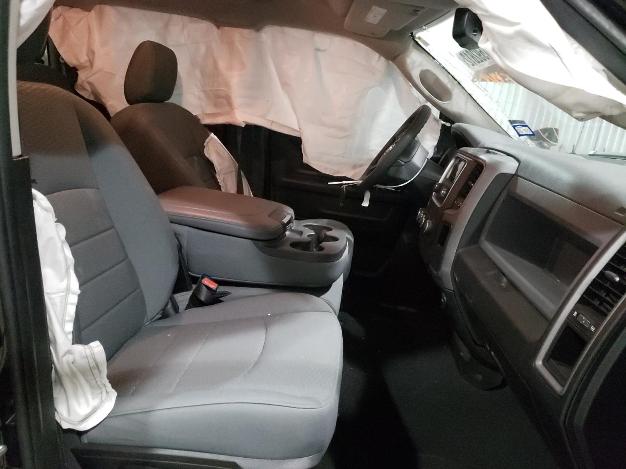 Photo 5 from auction – 2020 RAM 1500 CLASS with VIN 1C6RR6FG1LS151966