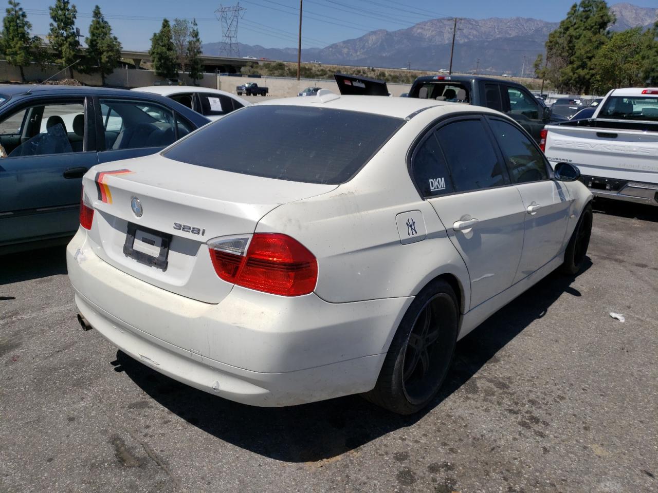 Фото 4 с аукциона – 2007 BMW 328 I с VIN WBAVA33577PG49422