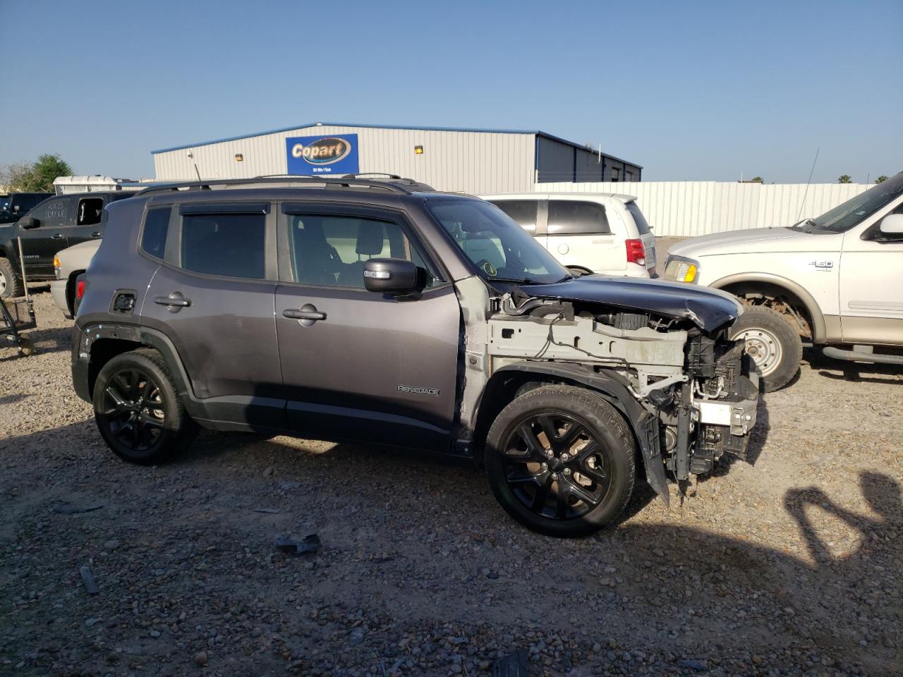 Photo 9 from auction – 2018 JEEP RENEGADE L with VIN ZACCJABB2JPJ09034