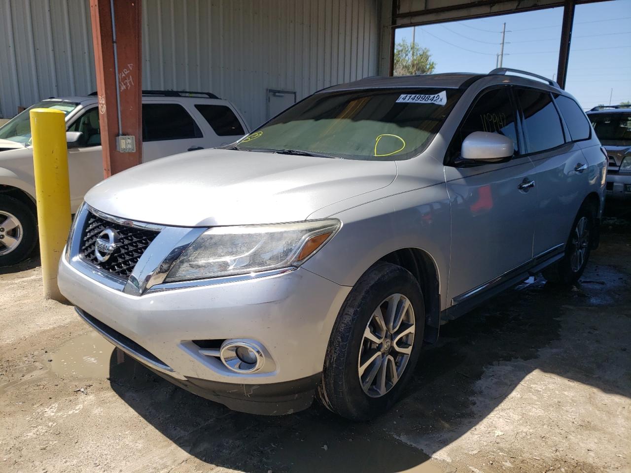Photo 2 from auction – 2013 NISSAN PATHFINDER with VIN 5N1AR2MN9DC643863