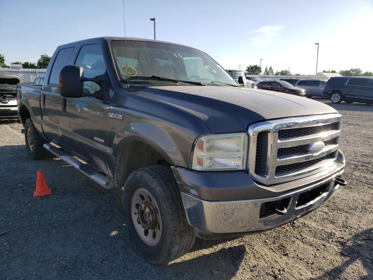 FORD F250 SUPER 2005 with VIN 1FTSW21P55EC79552 - Photo from auction