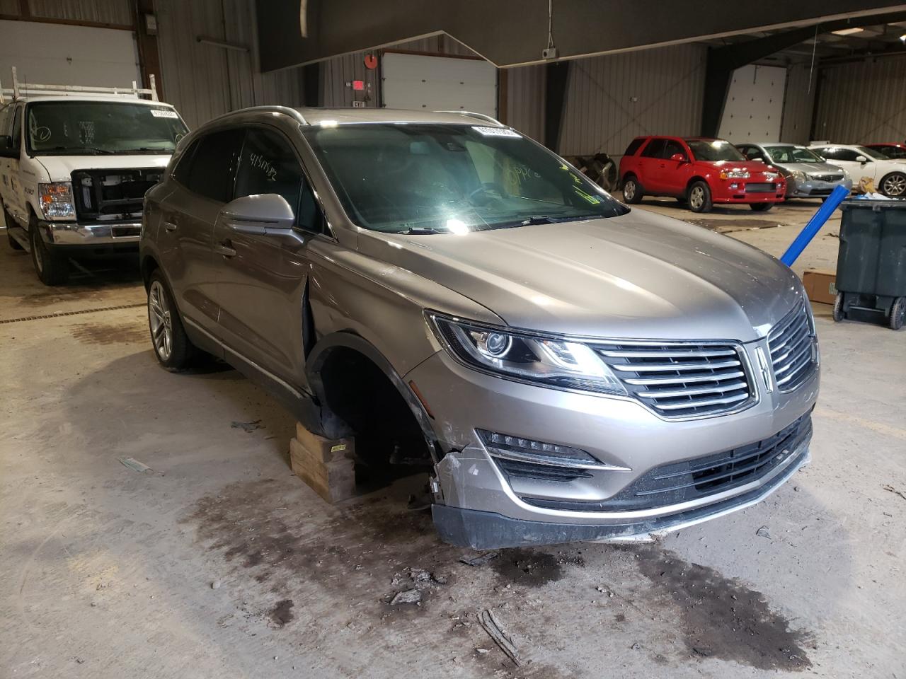 LINCOLN MKC RESERV 2016 with VIN 5LMCJ3D99GUJ03059 - Photo from auction