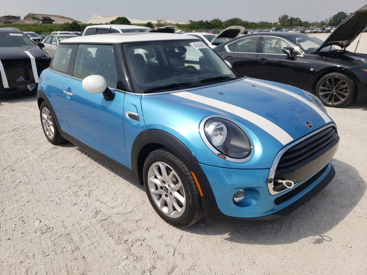 MINI COOPER 2019 with VIN WMWXP5C51K2H97249 - Photo from auction