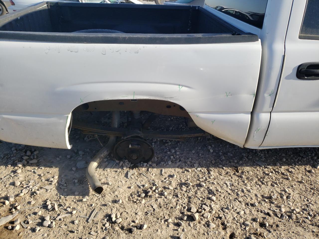 Photo 9 from auction – 2005 CHEVROLET SILVERADO with VIN 2GCEC13T351123490