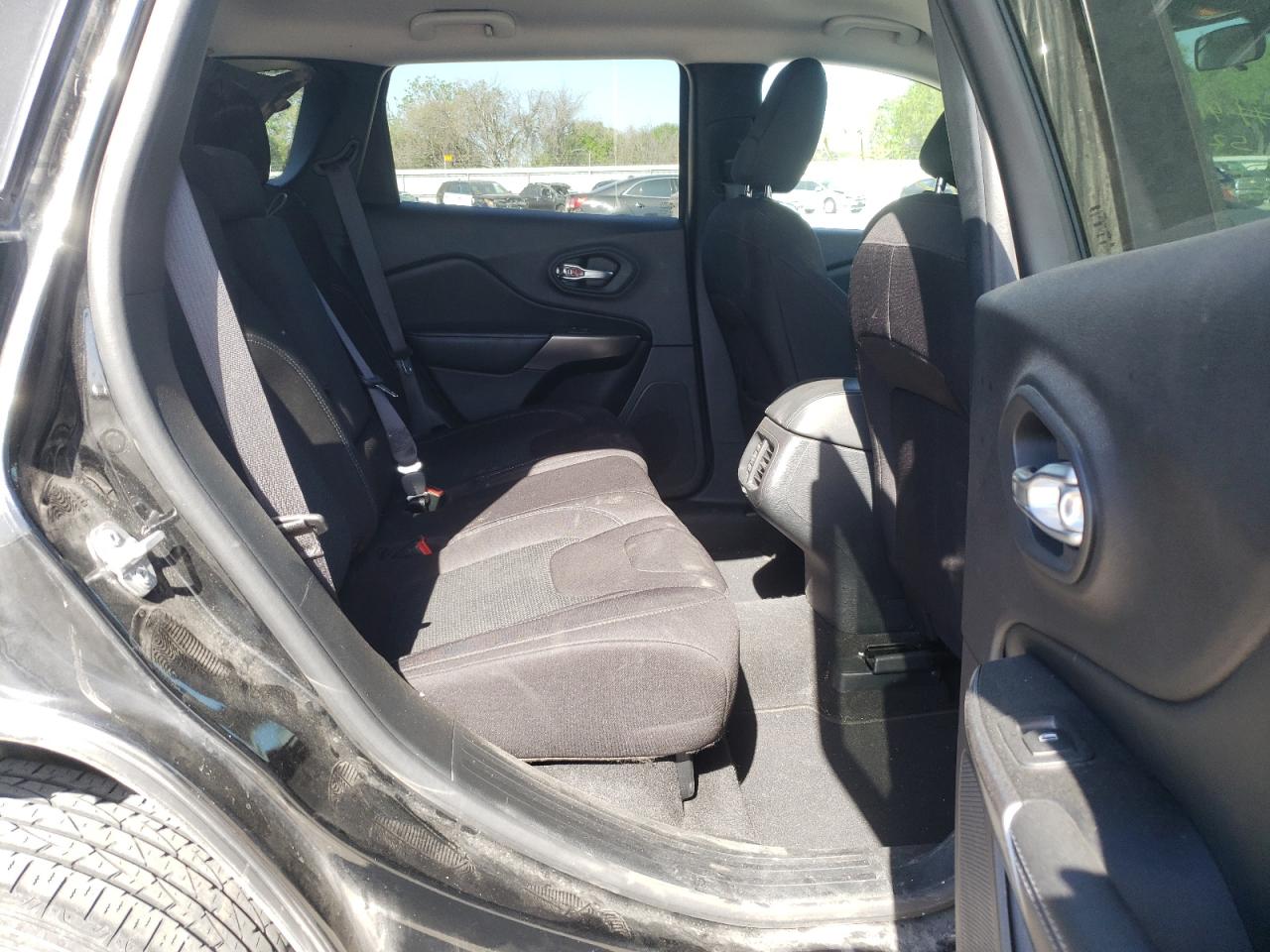 Photo 6 from auction – 2020 JEEP CHEROKEE L with VIN 1C4PJLCB1LD528394