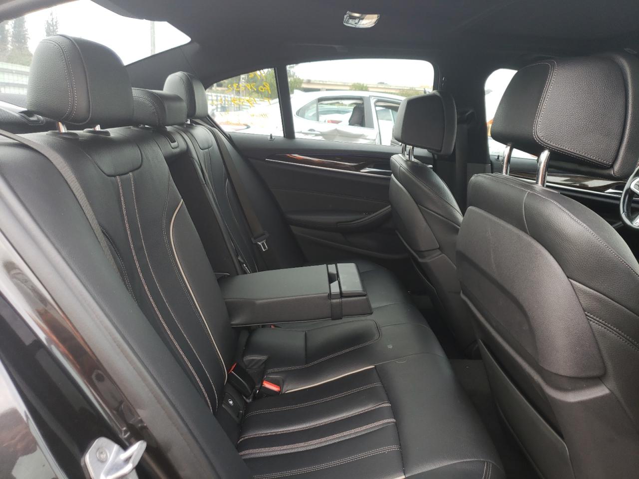 Photo 6 from auction – 2018 BMW 540 I with VIN WBAJE5C5XJG918225