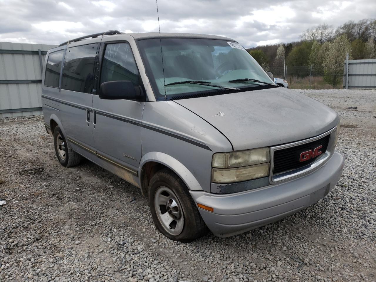 GMC SAFARI 1997 with VIN 1GKDM19W7VB548533 - Photo from auction