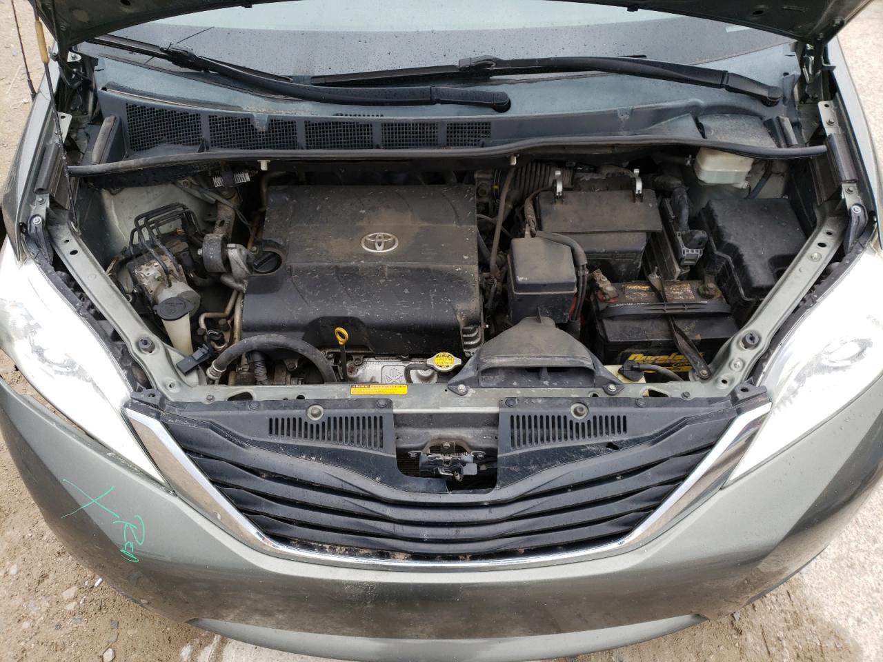 Photo 7 from auction – 2011 TOYOTA SIENNA LE with VIN 5TDKK3DC3BS084579