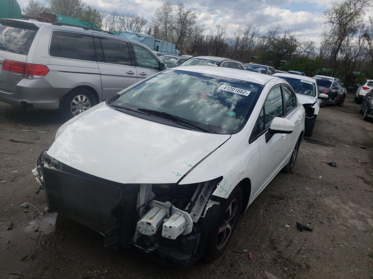 Photo 2 from auction – 2015 HONDA CIVIC SE with VIN 19XFB2F73FE230569
