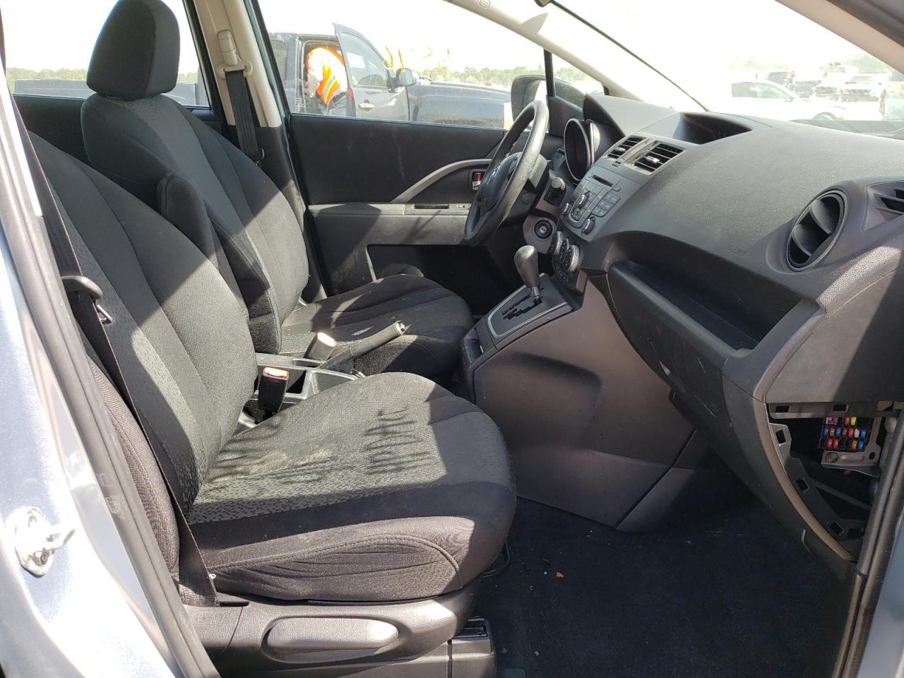 Photo 5 from auction – 2012 MAZDA 5 with VIN JM1CW2BL7C0141280