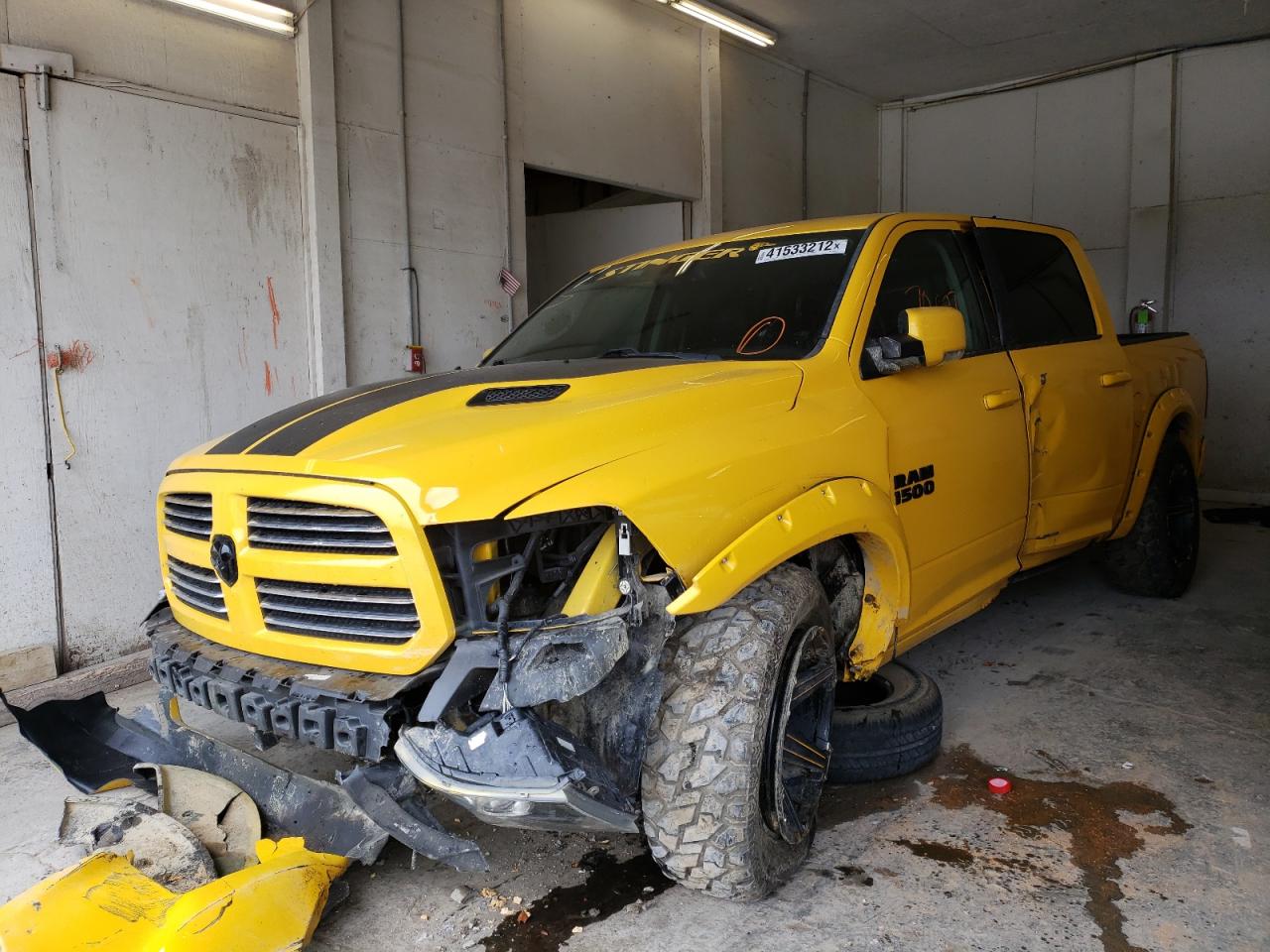 Photo 2 from auction – 2016 RAM 1500 SPORT with VIN 1C6RR7MT9GS350453