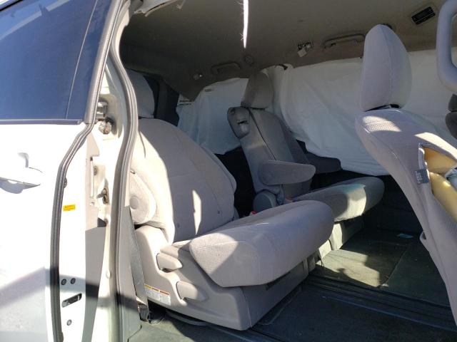 Photo 6 from auction – 2016 TOYOTA SIENNA LE with VIN 5TDKK3DC7GS730987