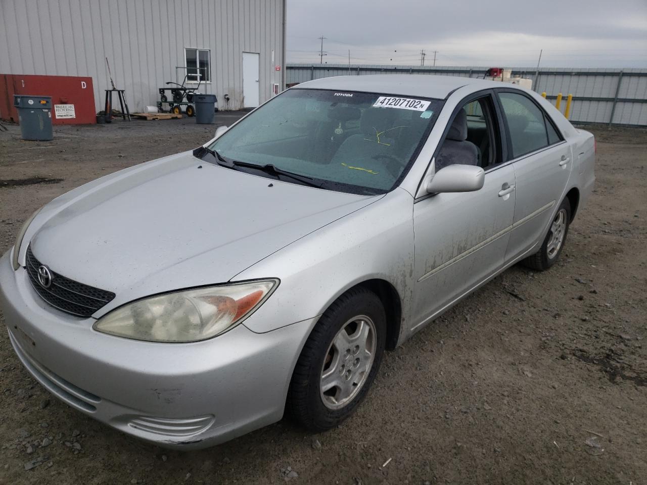 Photo 2 from auction – 2002 TOYOTA CAMRY LE with VIN 4T1BF32K42U514951